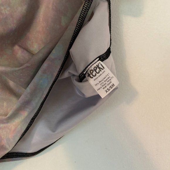 XS/SM Teeki Top: Opal Mermaid Crop Top with Dark Thread - Picture 3 of 3